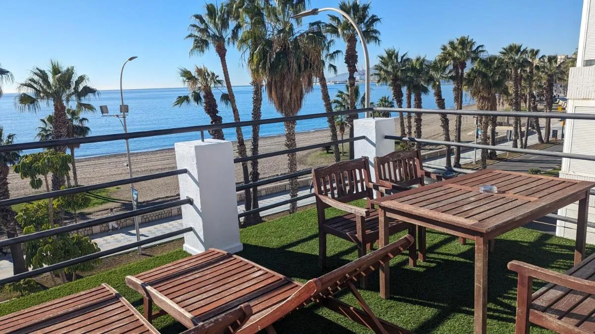 Image 1 of Loft con gran terraza en primera linea de playa