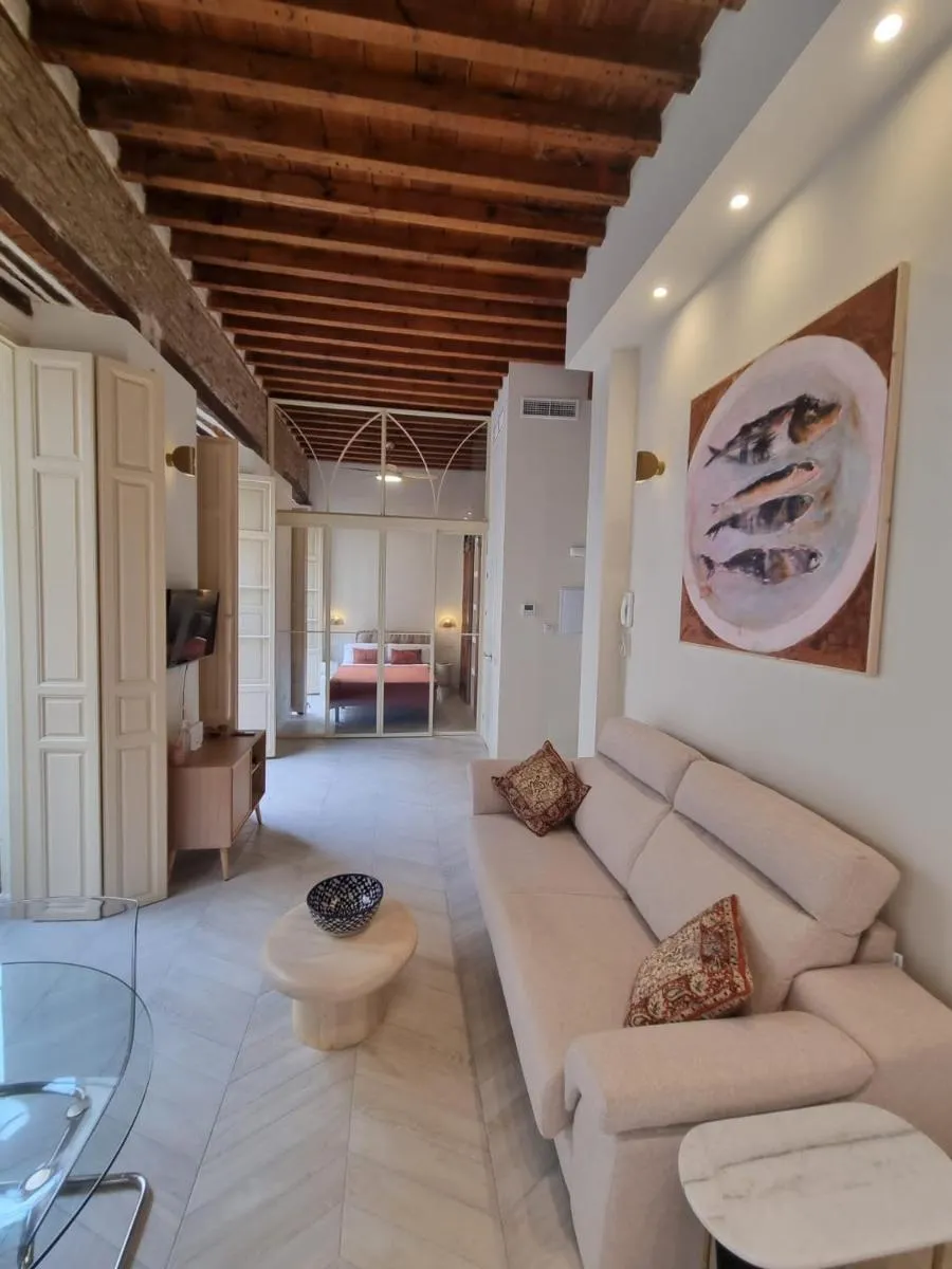 Image 3 of Los Balcones de SanTelmo