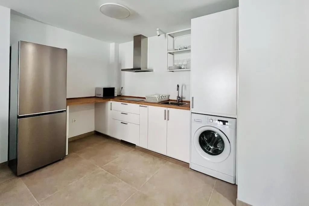 Image 1 of Lovely apartment close by city center