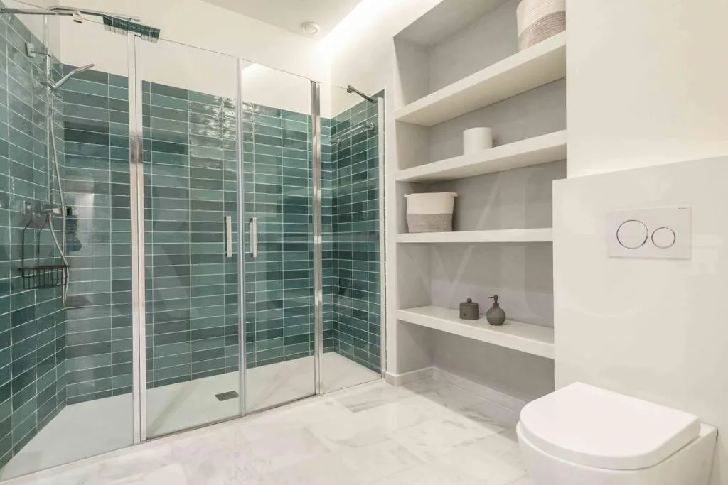 Image 4 of Luxurious apartment in center with parking by REMS