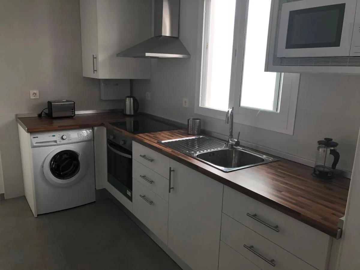 Image 4 of Málaga Apartamentos – Jinetes, 10