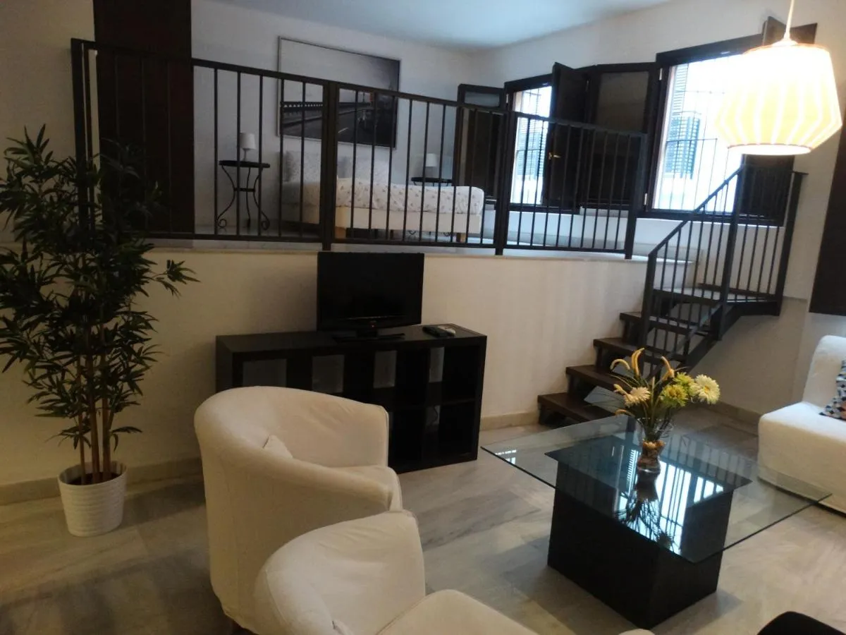 Image 2 of Málaga Apartamentos – Jinetes, 13