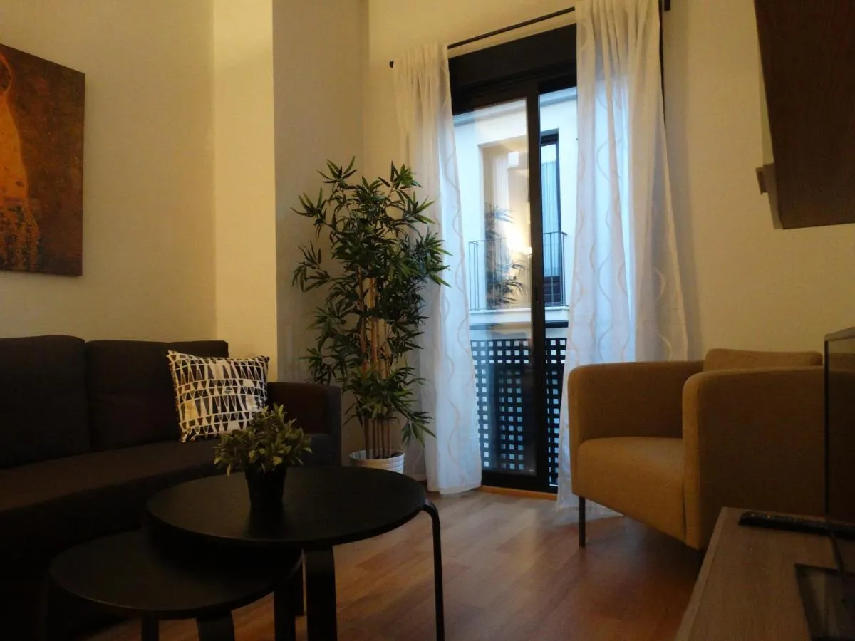 Image 6 of Málaga Apartamentos – Jinetes, 14