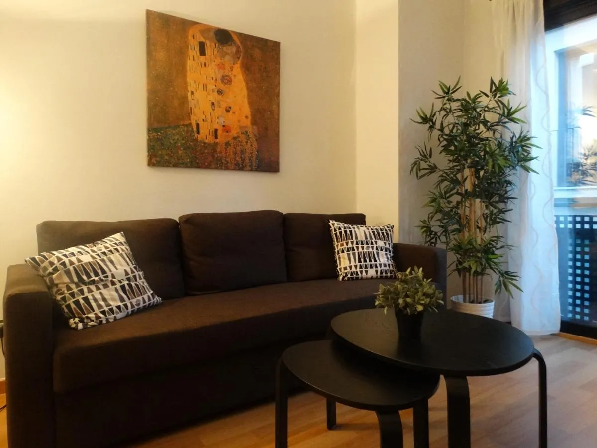 Image 3 of Málaga Apartamentos – Jinetes, 14