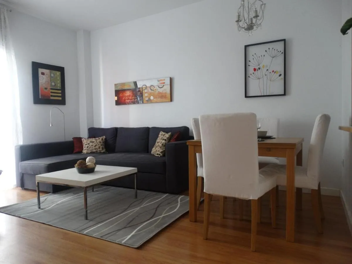 Image 2 of Málaga Apartamentos – Montaño, 18