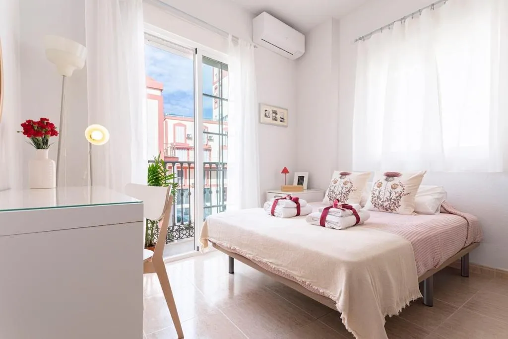 Image of -MalagaSunApts- Bright City Centre Studio