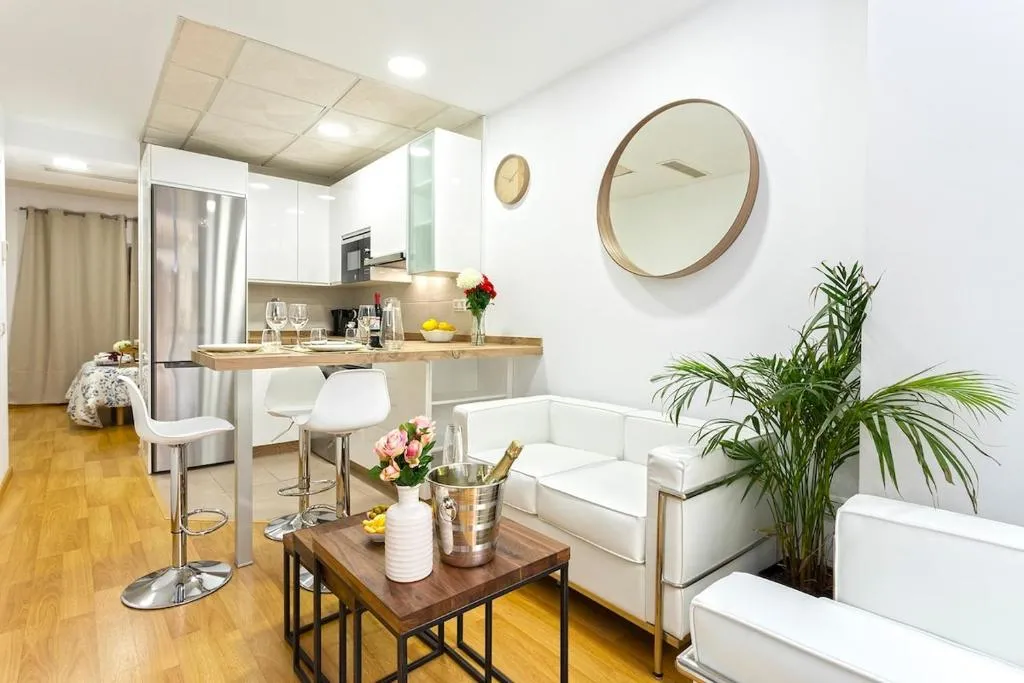 Image of -MalagaSunApts- Fashion Historical city centre