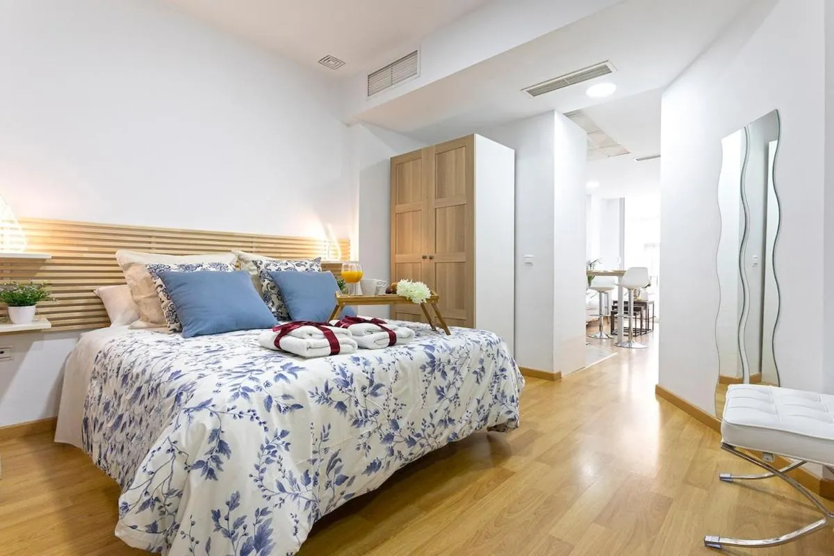 Image 1 of -MalagaSunApts- Fashion Historical city centre