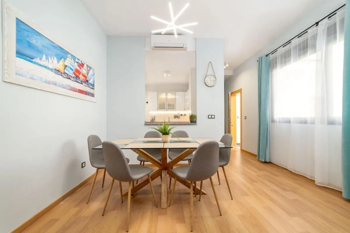 Image 1 of -MalagaSunApts- Stylish City Centre Pool&Parking