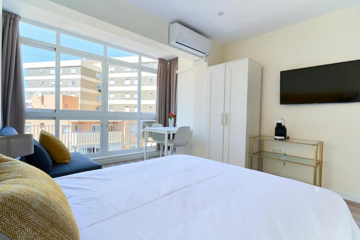 Image 6 of Malaguetabeach apartment