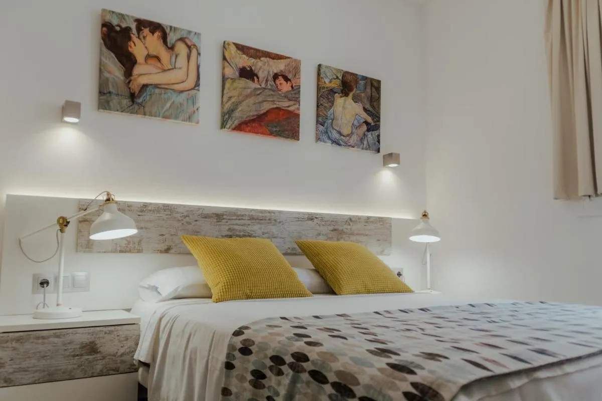 Image 1 of Marqués de Guadiaro 1 Apartamentos