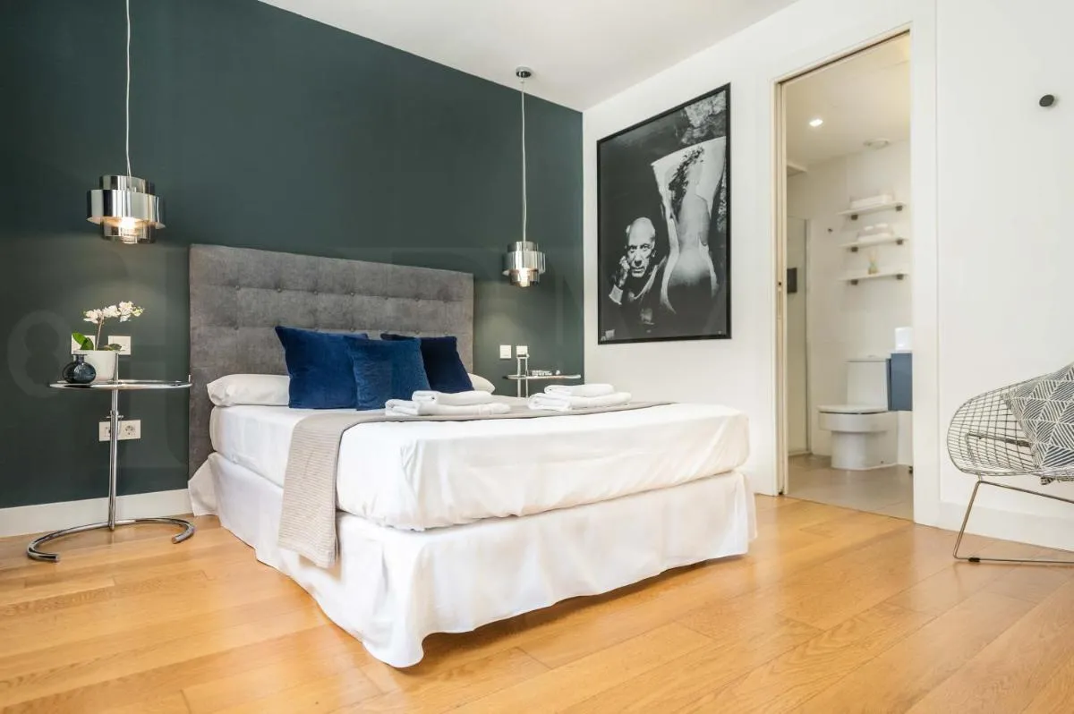 Image 1 of Marvellous Penthouse with terrace & Cathedral views by REMS