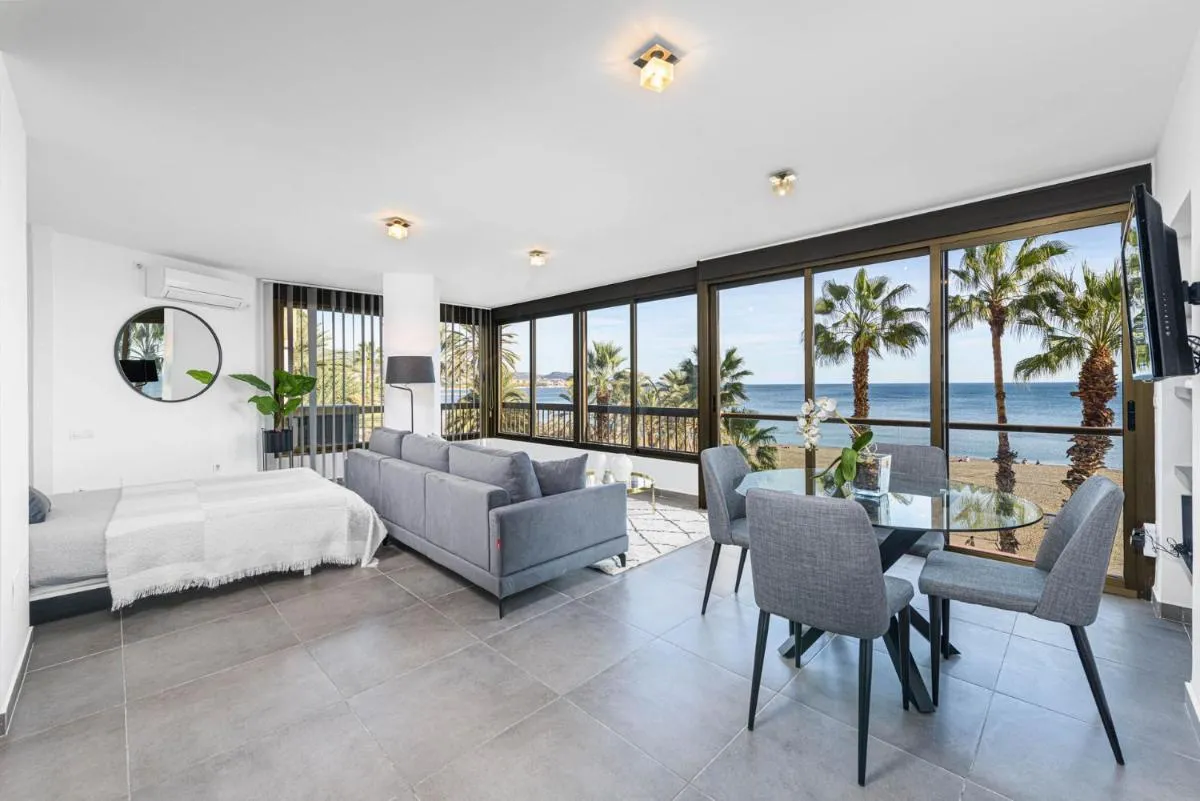 Image 3 of Mediterraneo Beach Apartment in Malaga by Solaga Holiday Homes