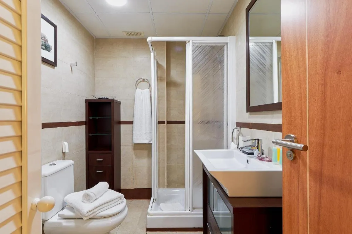 Image 4 of Metropolitan Apartment