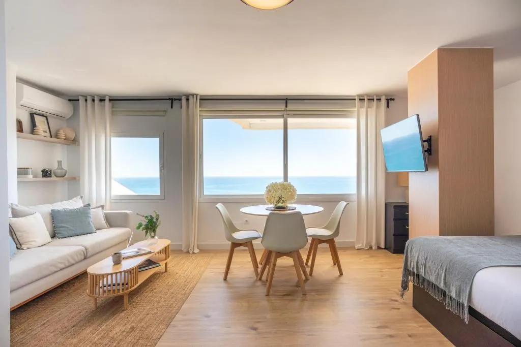 Image of Mimosas & Sea Views by ELE Apartments