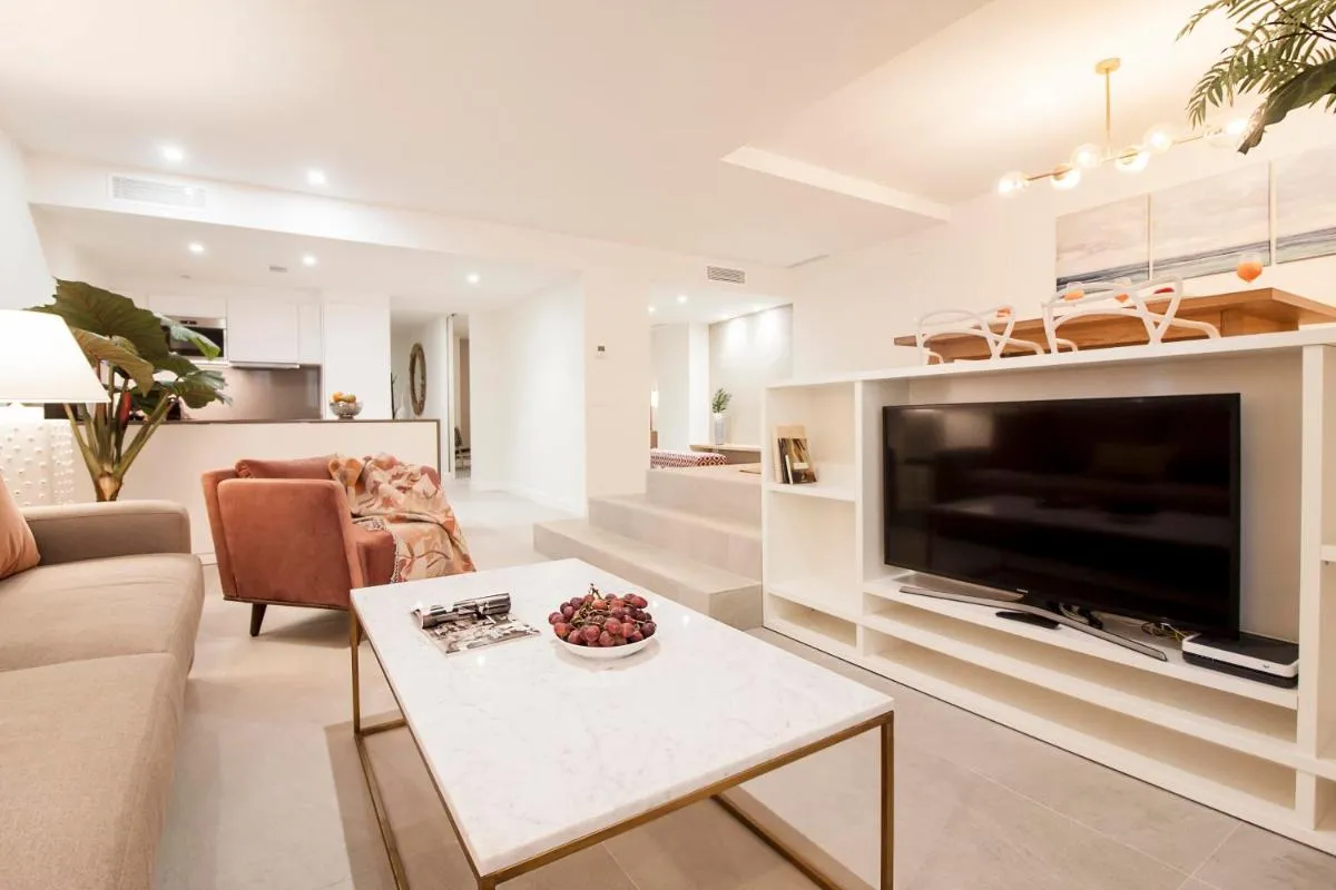 Image 1 of Miramar Luxury FresApartments by Bossh! Apartments