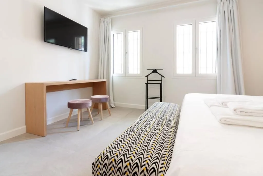 Image 1 of Miramar Luxury FreshApartments by Bossh! Apartments