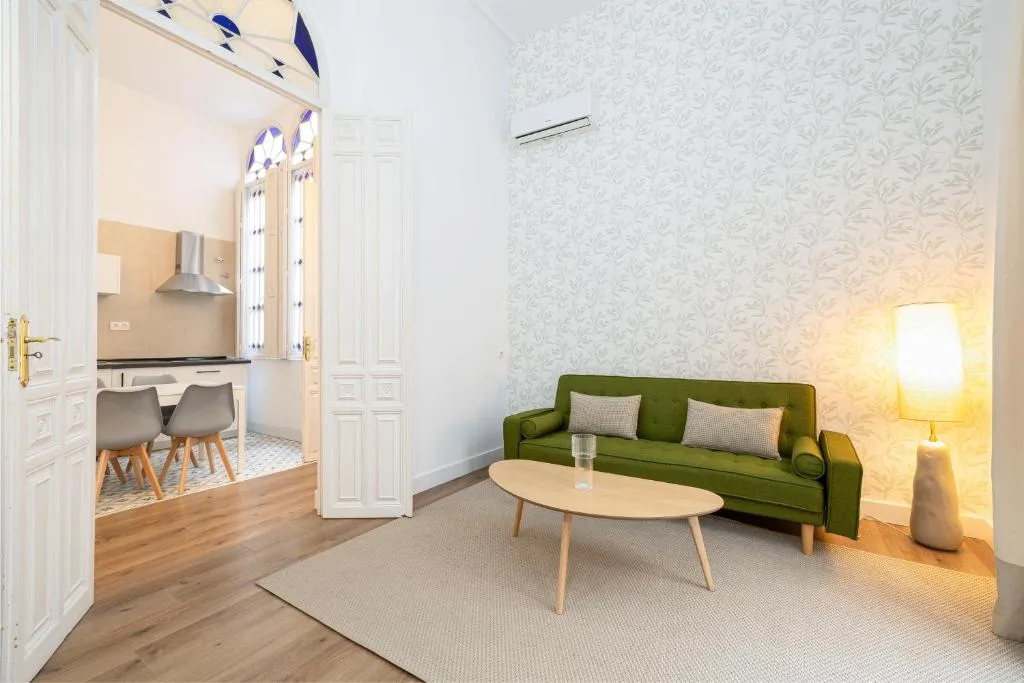 Image of Modern & Spacious -1Bedroom-Center