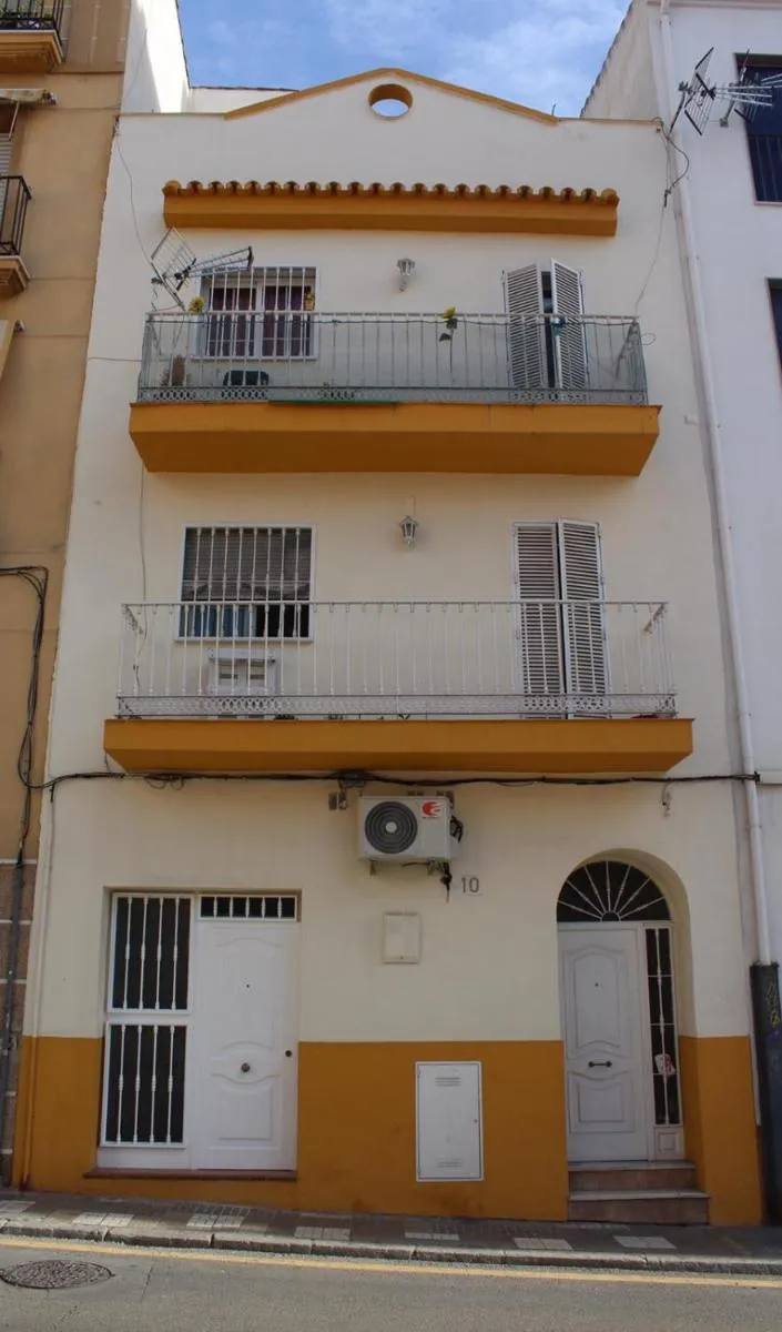Image 3 of Nice and New Studio with balcony close to the city 2ºB