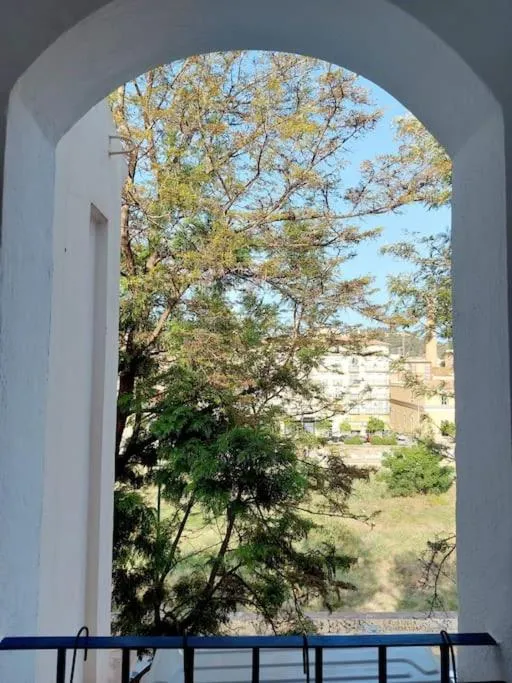 Image 3 of Nice flat close to the centre