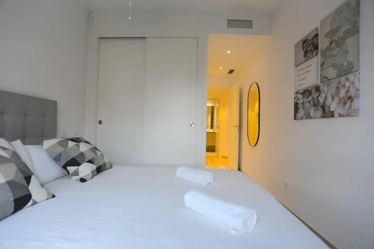 Image 6 of OASIS Malaga City Apartment
