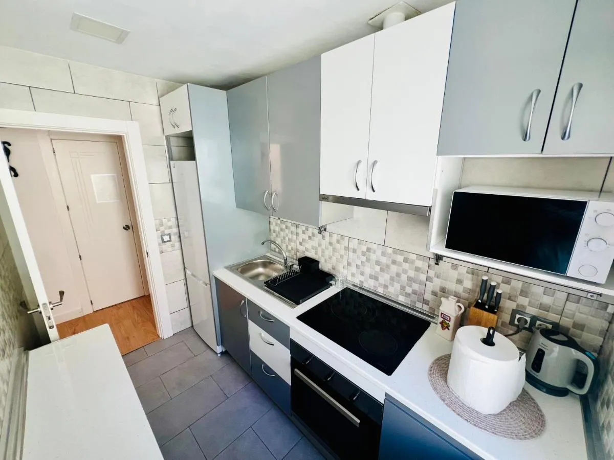 Image 5 of Peachy Stays 4-Bedroom Brand New Central Flat