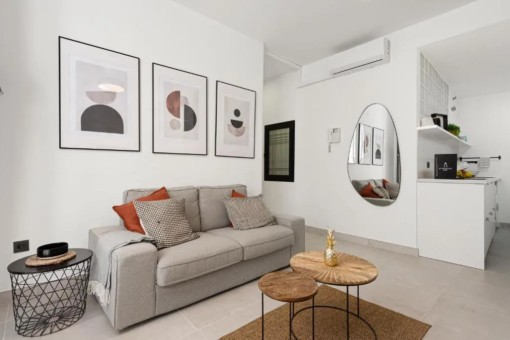 Image of Peña Family by Del Parque Flats