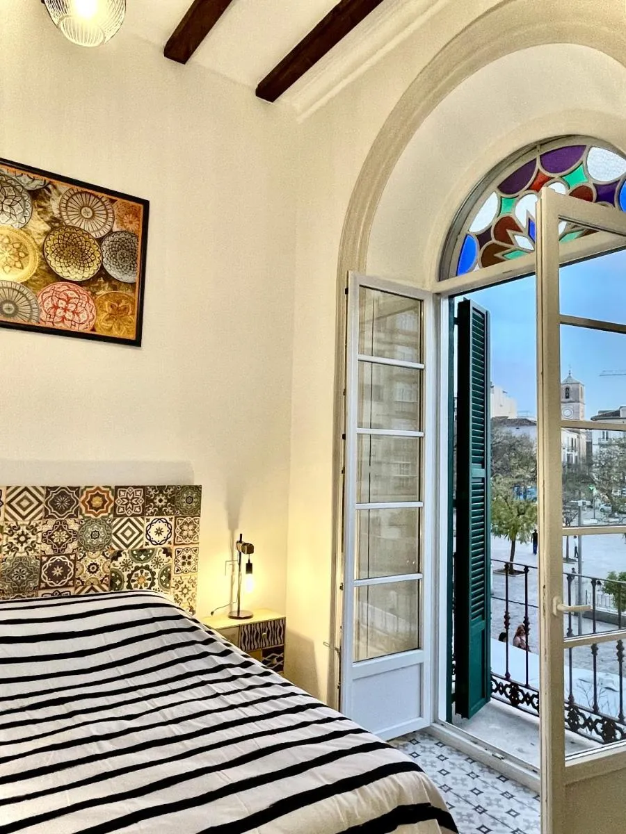 Image 6 of Picasso’s Deluxe Puerta Verde