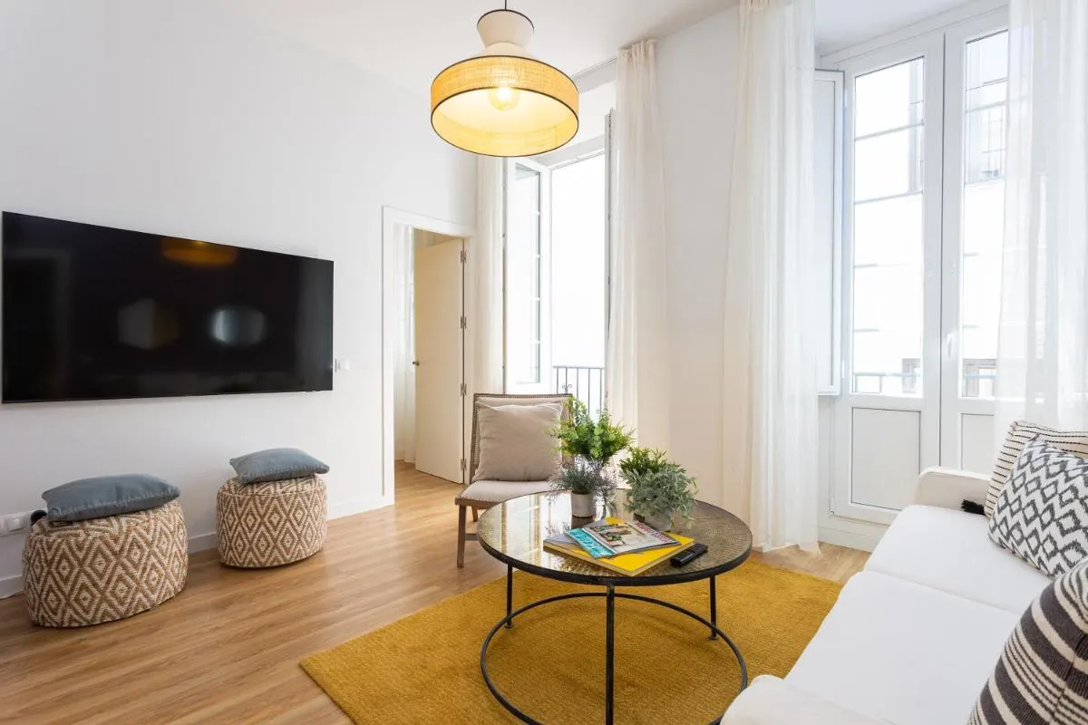 Image 2 of Pleasant apartment in Málaga Center 2º