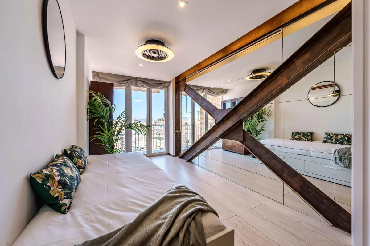 Image 1 of SOHO – Design & Premium location
