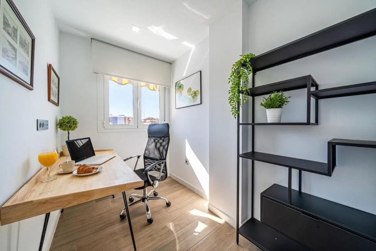 Image 4 of SUNSET MALAGA – Luxurious & Parking Apartment