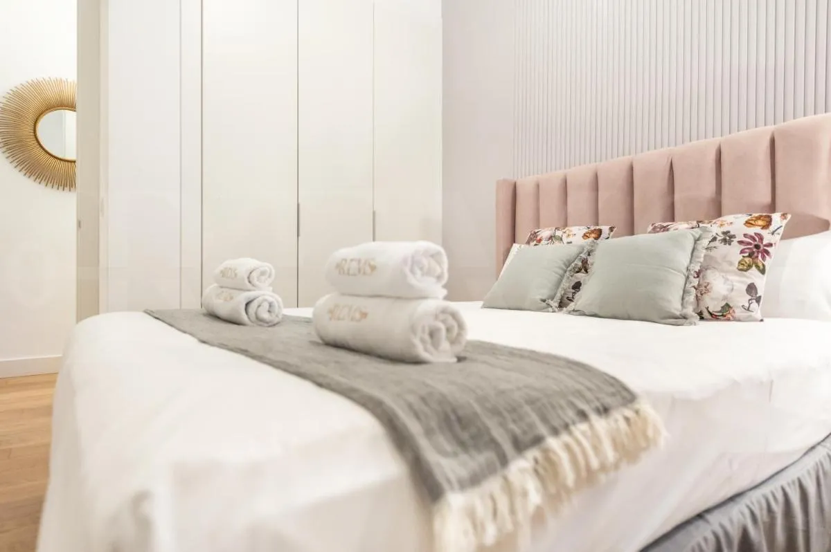 Image 1 of Sophisticated modern apartment Center by REMS