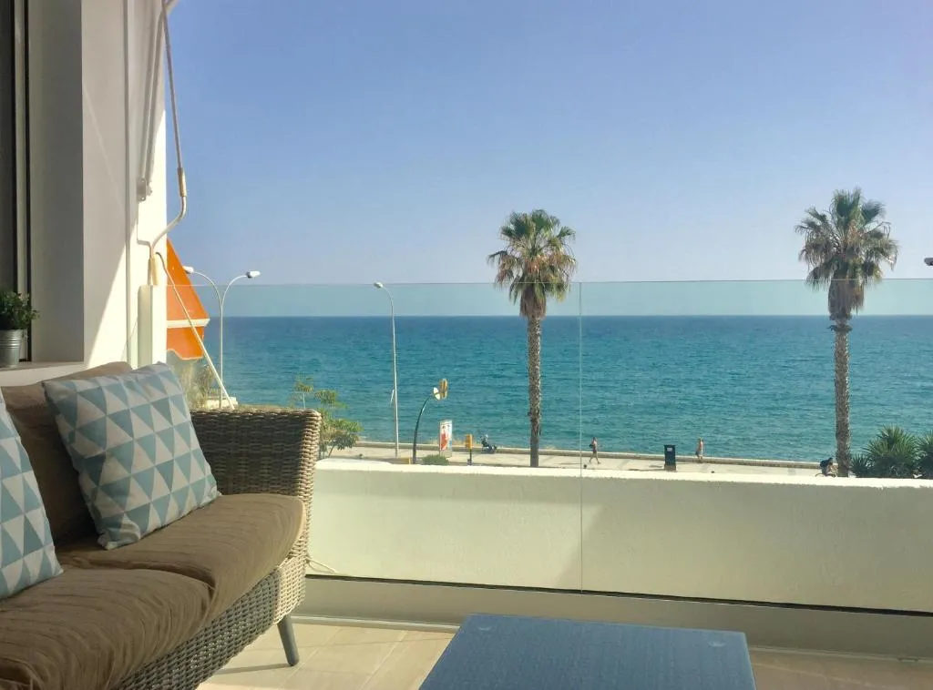 Image of Sorolla 105, luxury, beach, free parking, all services, quite neighborhood, SO