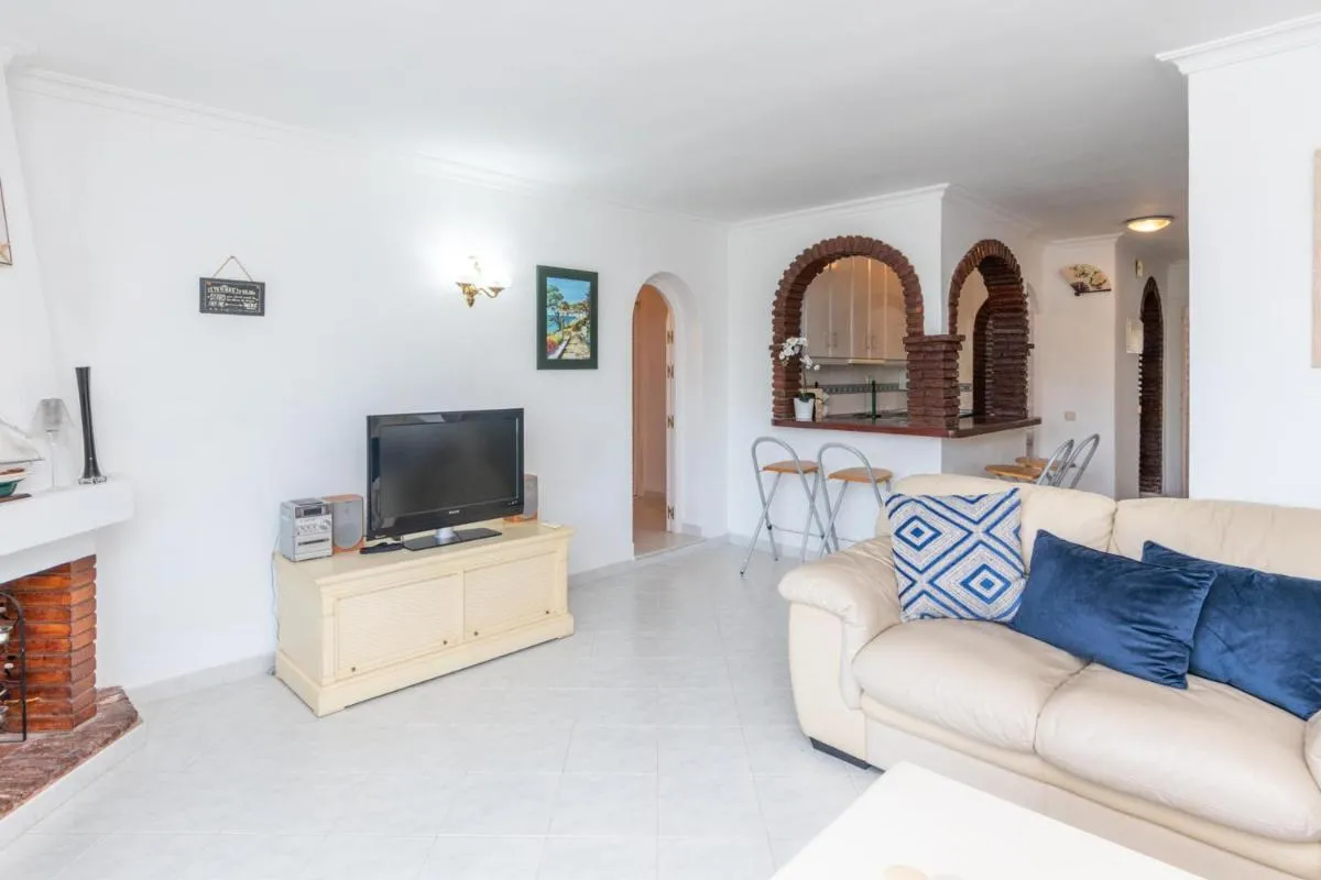 Image 1 of Spacious 3BR in Miraflores near all amenities