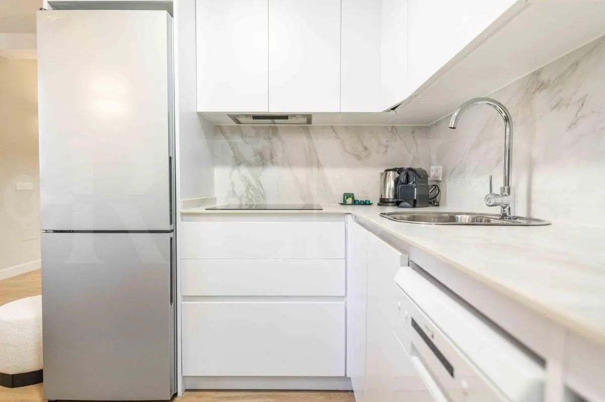 Image 1 of Spacious 3 Bedroom Apartment by REMS