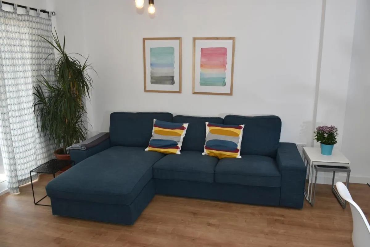 Image 2 of Spectacular Apartment 8 pax/4 rooms & Free Parking
