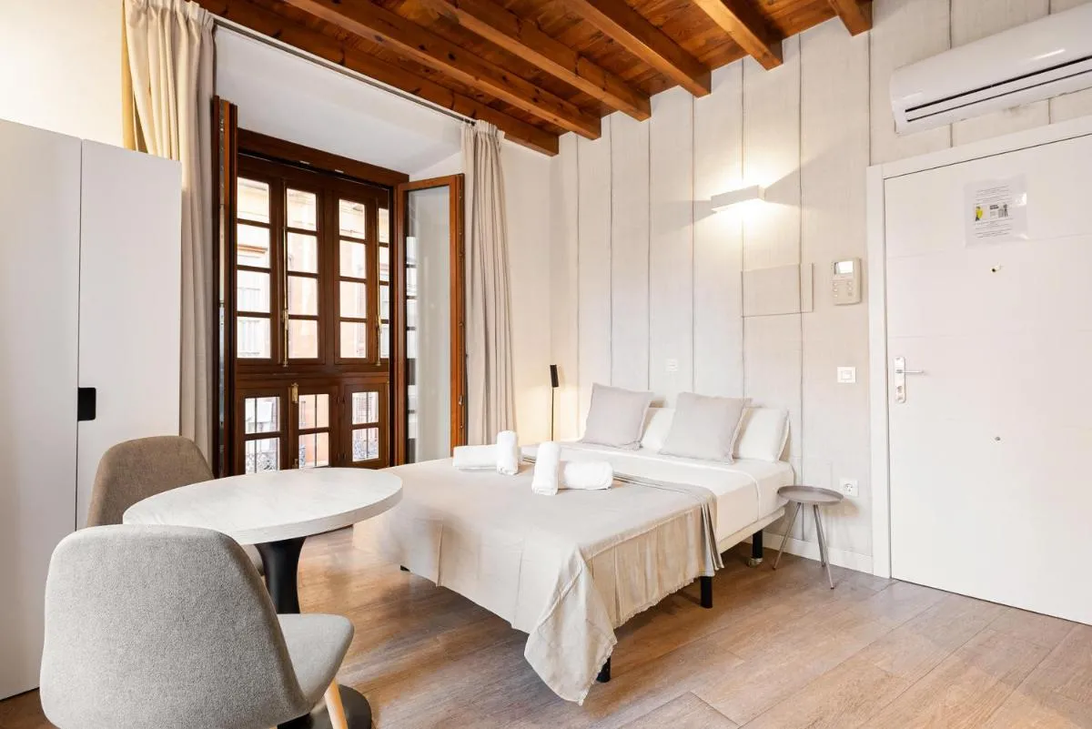 Image 3 of Stay U-nique Apartments Nosquera