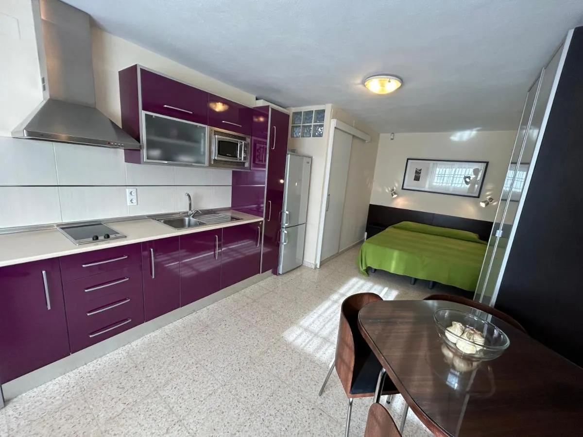 Image 2 of Studio Apartment in Malaga