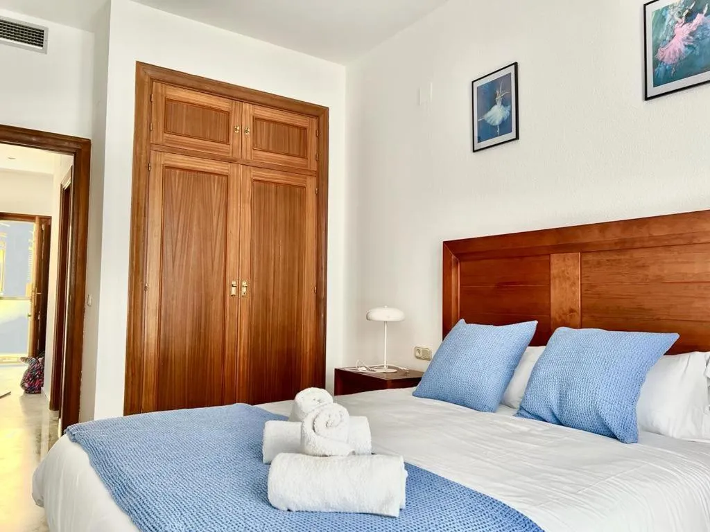 Image 4 of Suite Alameda Center
