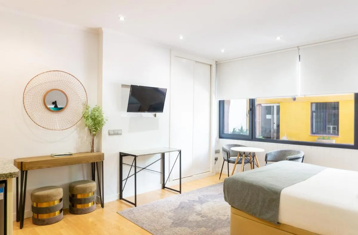 Image 1 of Suite Andrés Pérez Málaga Center