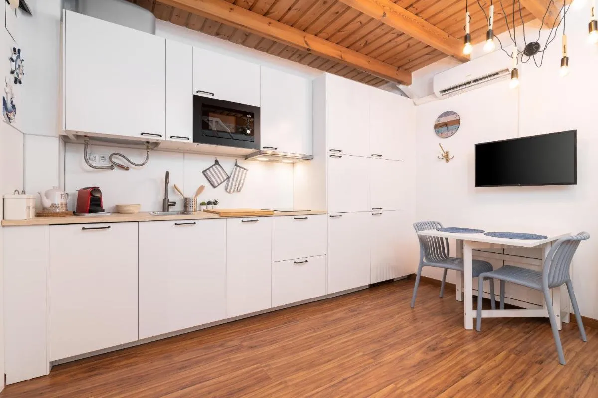 Image 1 of Suite Homes Anna Valentin