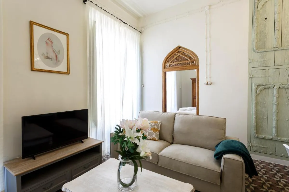 Image 5 of Teatro Suites Málaga