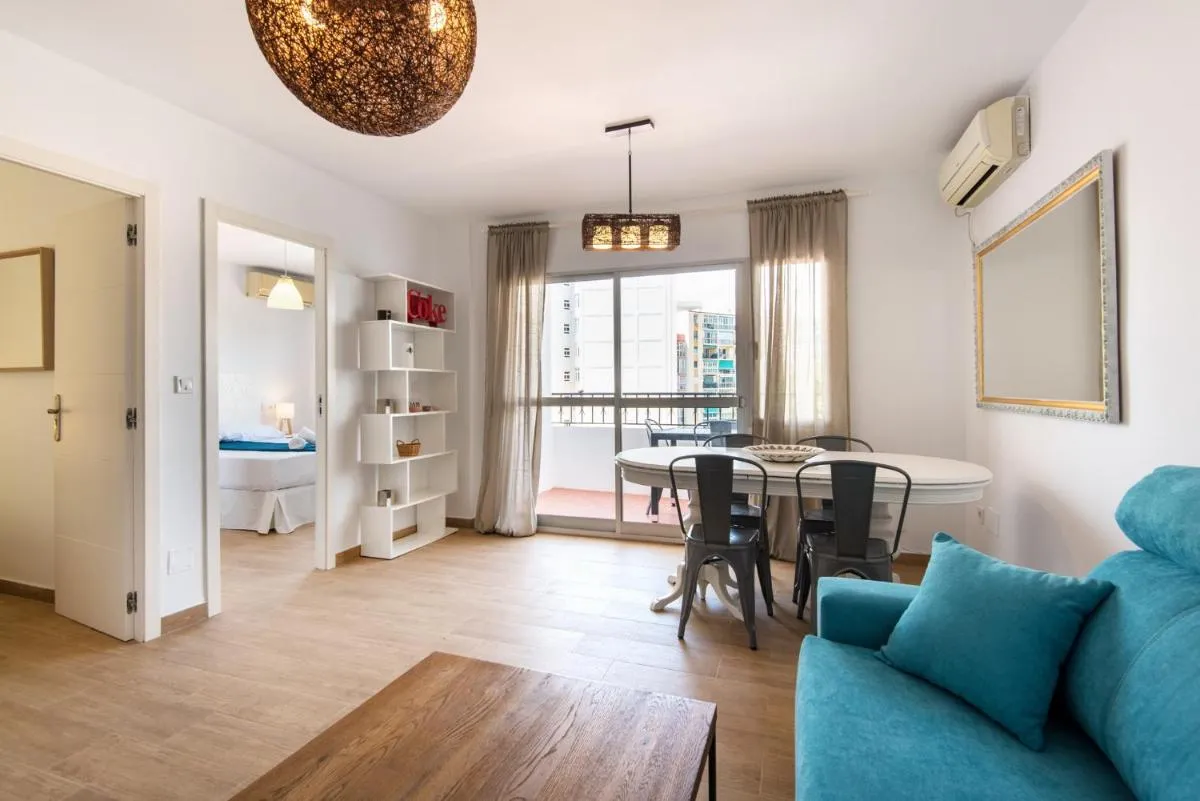 Image 3 of The 7th Corner, hugh apartment ideal for groups
