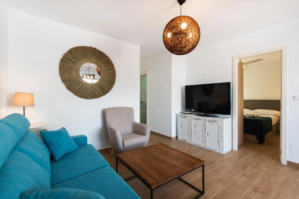 Image 1 of The 7th Corner, hugh apartment ideal for groups
