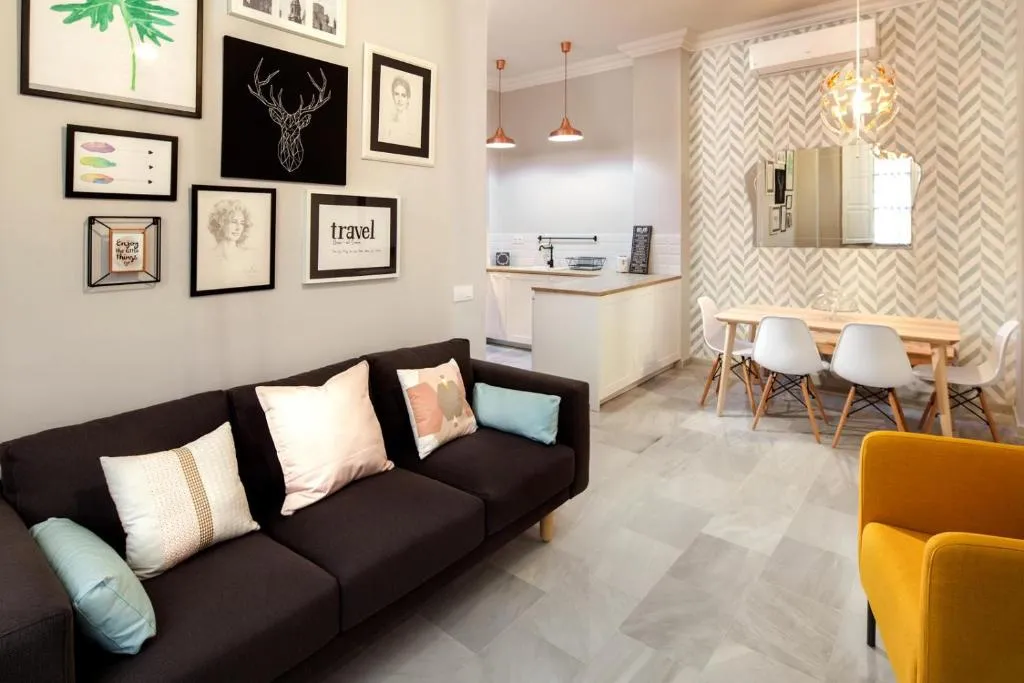 Image of Valentina Home
