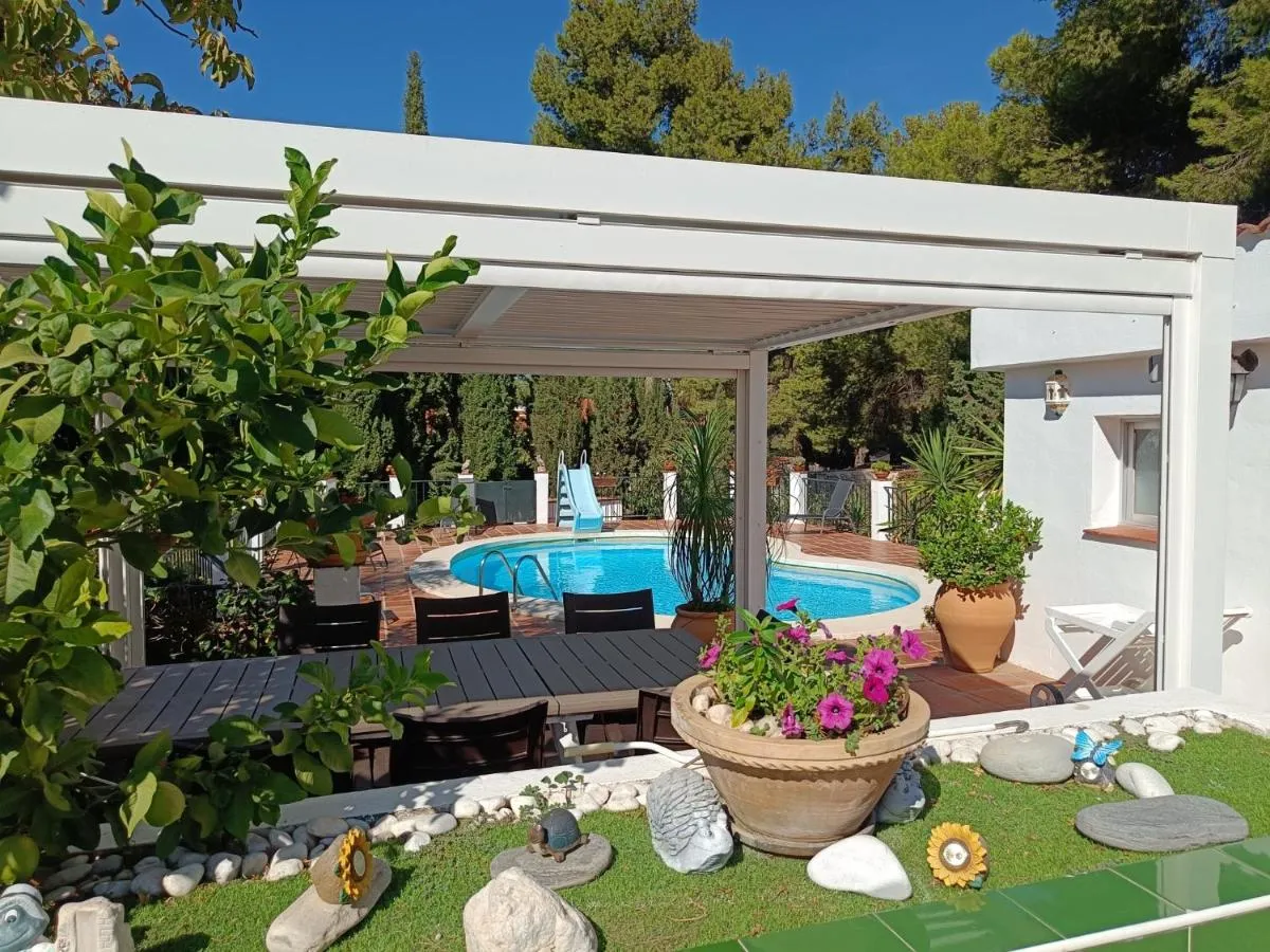 Image 1 of Villa El Hogar