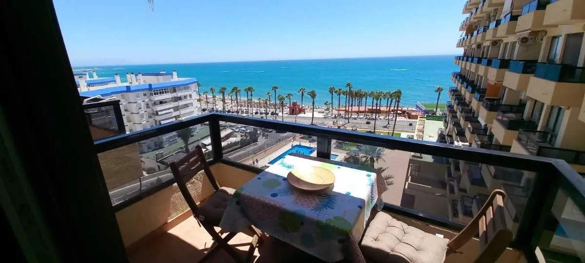 Image 2 of Vistas aloha playa apartamento