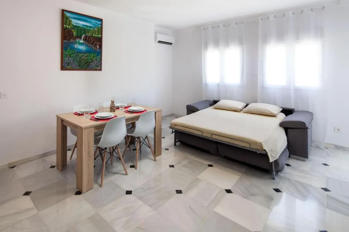 Image 4 of WintowinRentals All Comforts Málaga Center