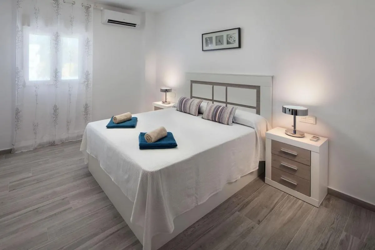 Image 2 of WintowinRentals All Comforts Málaga Center