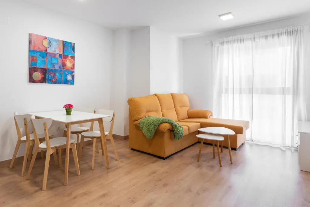 Image of WintowinRentals Cozy Apartment Near Center